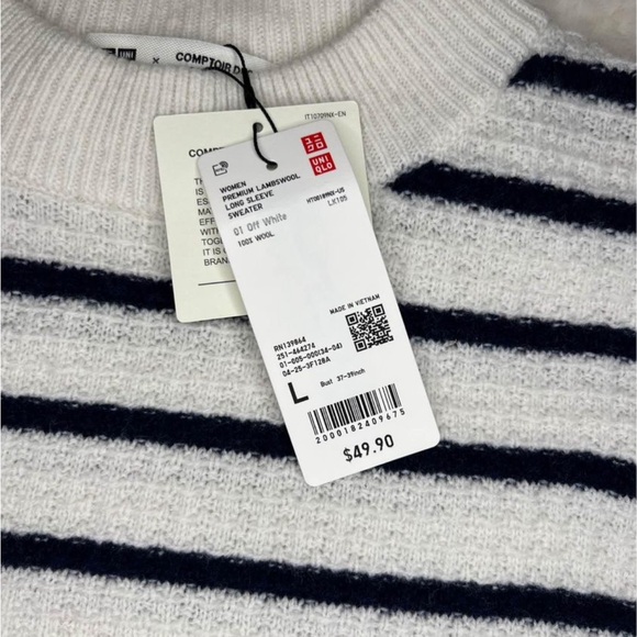 Sweater - Picture 2 of 2